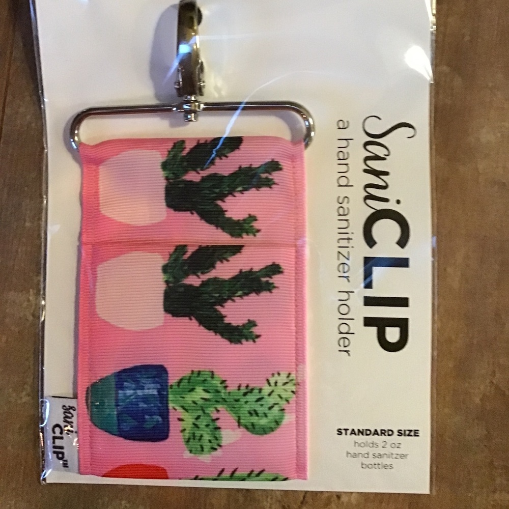 Lippyclip Lip Balm and SaniClip Hand Sanitizer Clips - Picture 4 of 5